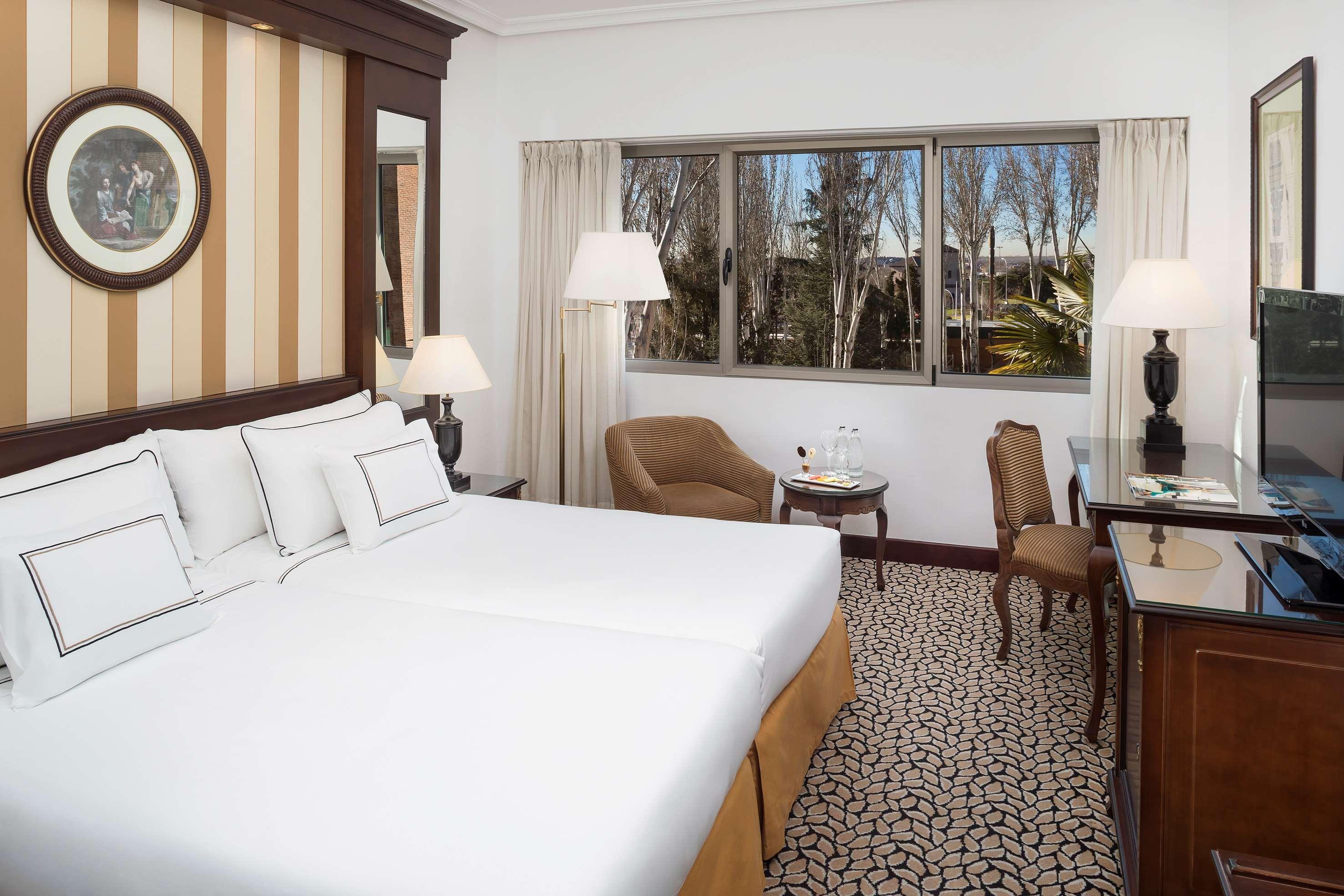 Melia Barajas Hotel Madrid Luaran gambar